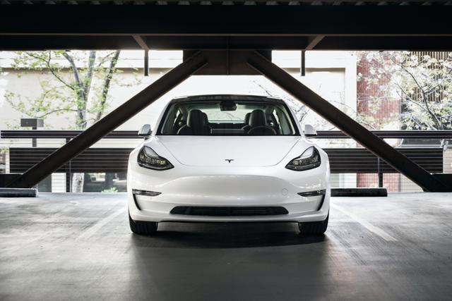 Tesla giảm giá bán của một số mẫu xe Model Y trên thị trường Trung Quốc